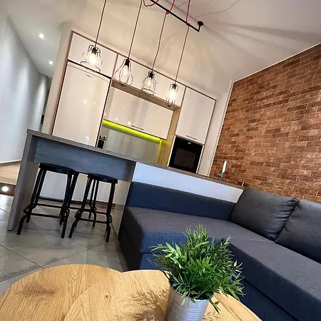48 Downtown Lofts Néa Péramos