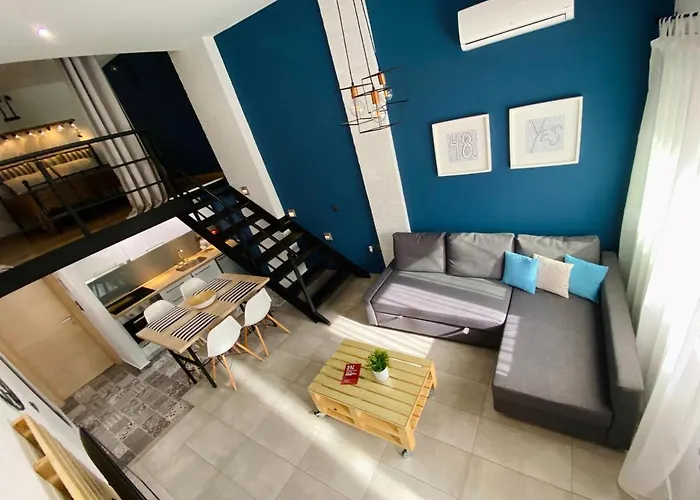 48 Downtown Lofts *