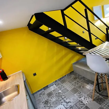 48 Downtown Lofts Apartment Nea Peramos (Macedonia)