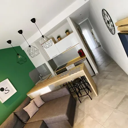 48 Downtown Lofts Néa Péramos