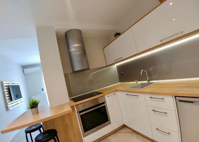 48 Downtown Lofts *